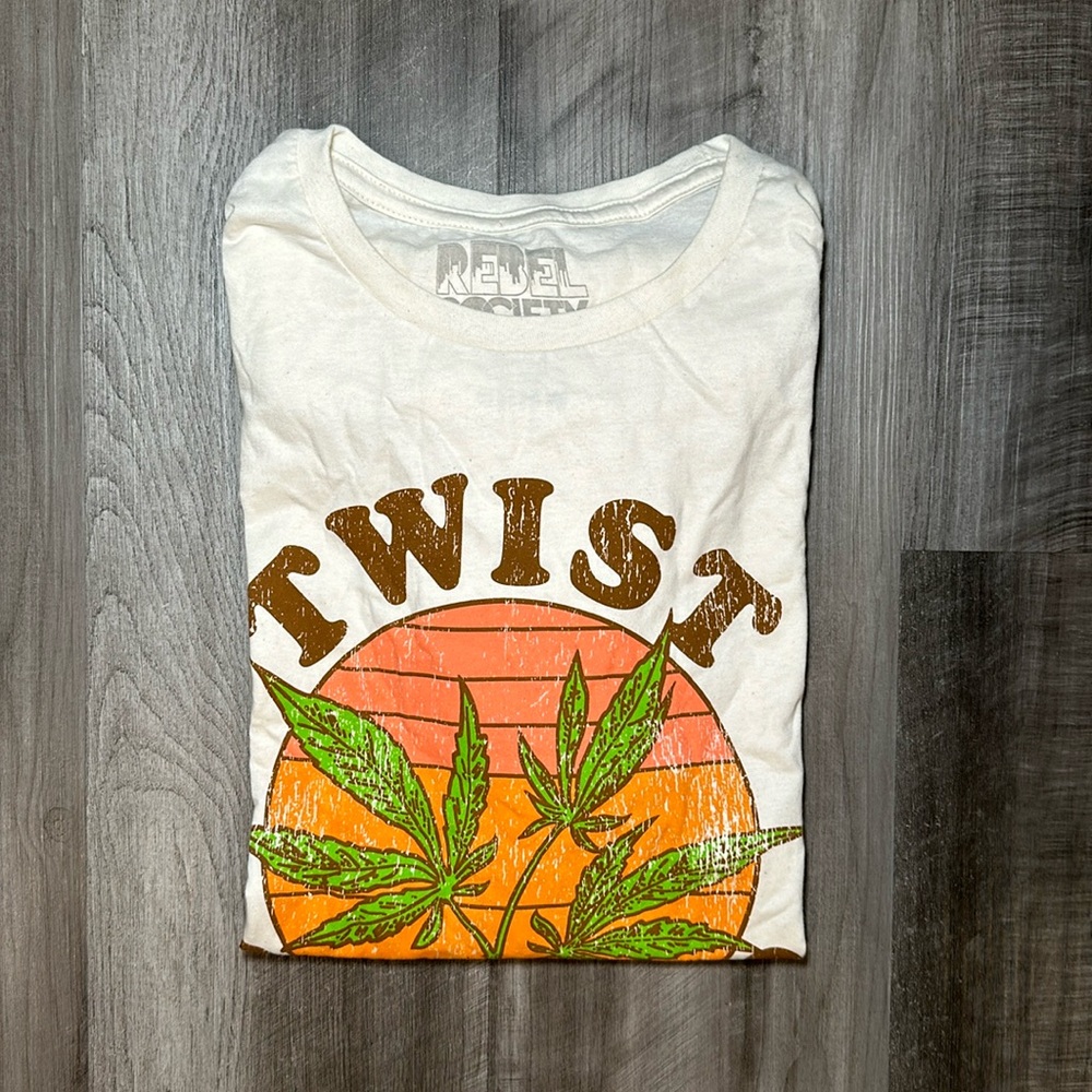 Rebel Society Twist One Up Tee (NWOT) - Large